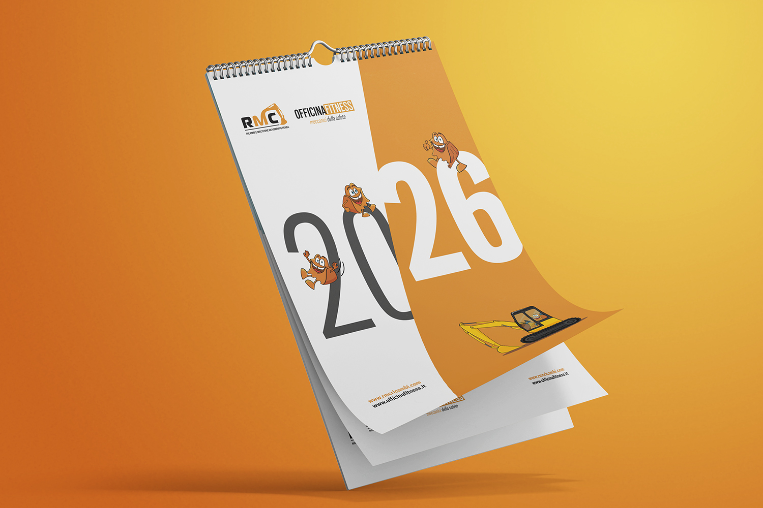 Calendario da parete RMC Officina Fitness 2026 con grafica arancione e mascotte illustrata su sfondo arancione.